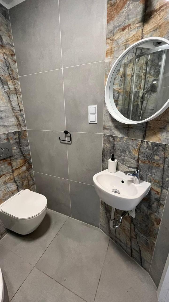 Comfy, And Small In Privatunterkunft *